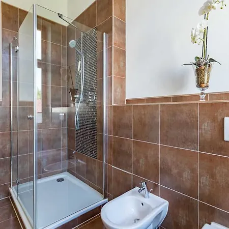 アパート Julius App 6 Pop Art ゼーバート・ヘリングスドルフ