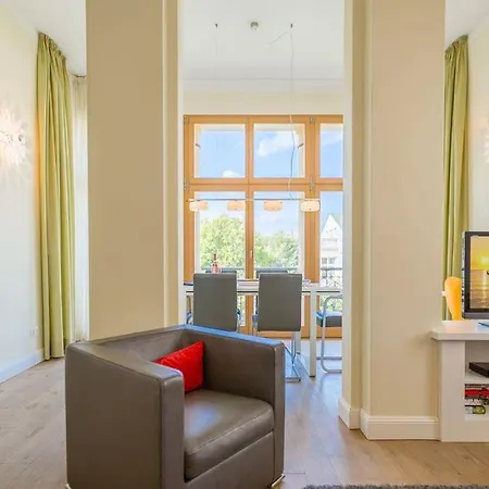 Julius App 6 Pop Art